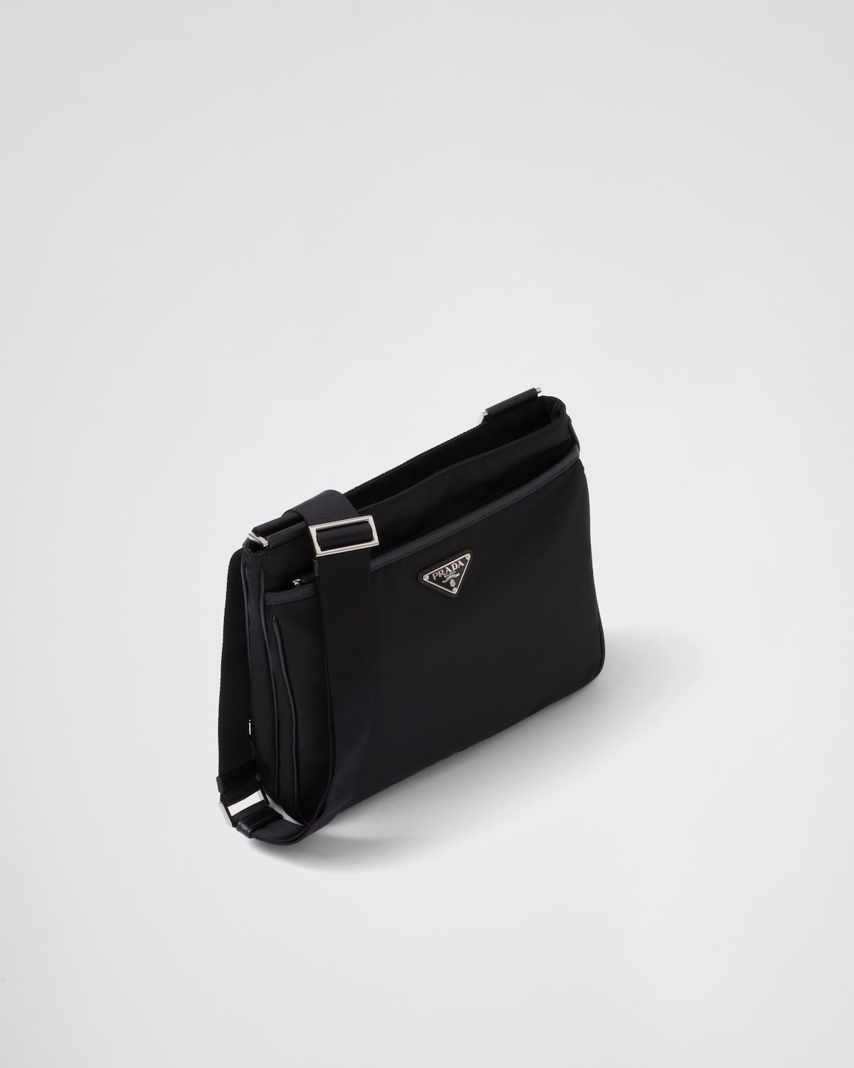 Prada Bandolera de Re-Nylon y piel Saffiano En oferta