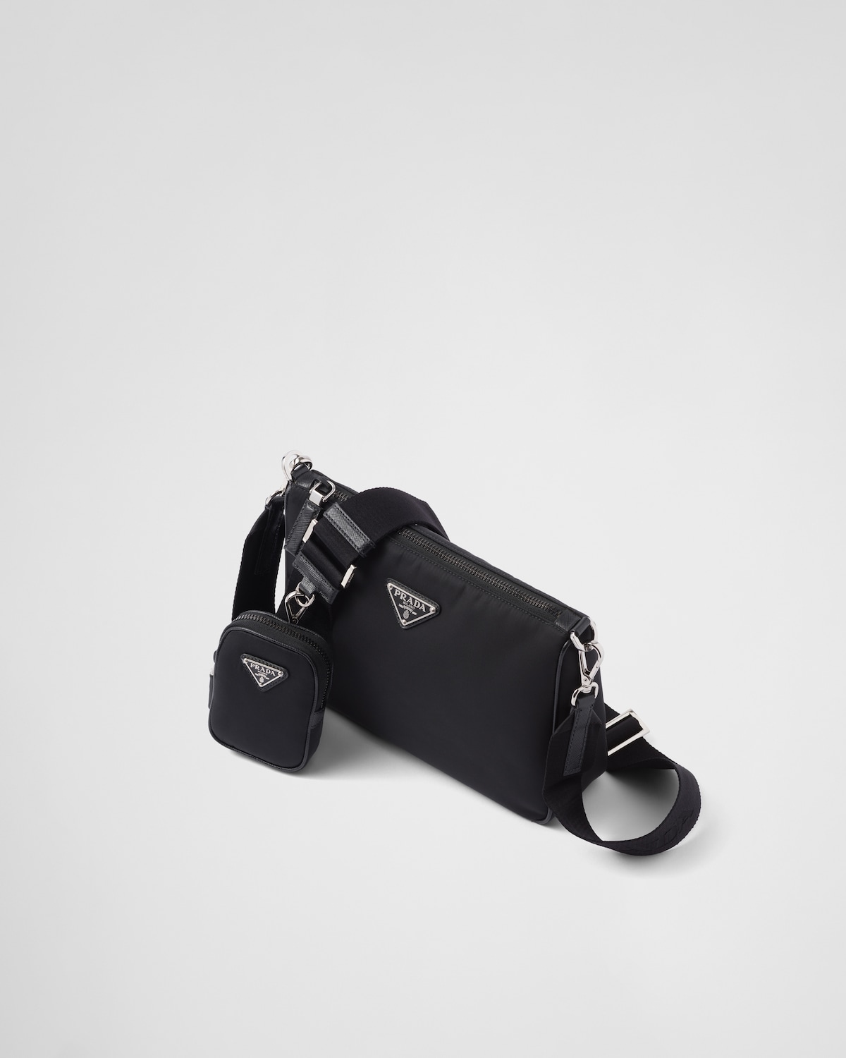 Prada Bandolera de Re-Nylon y piel Saffiano Descuentos del mes