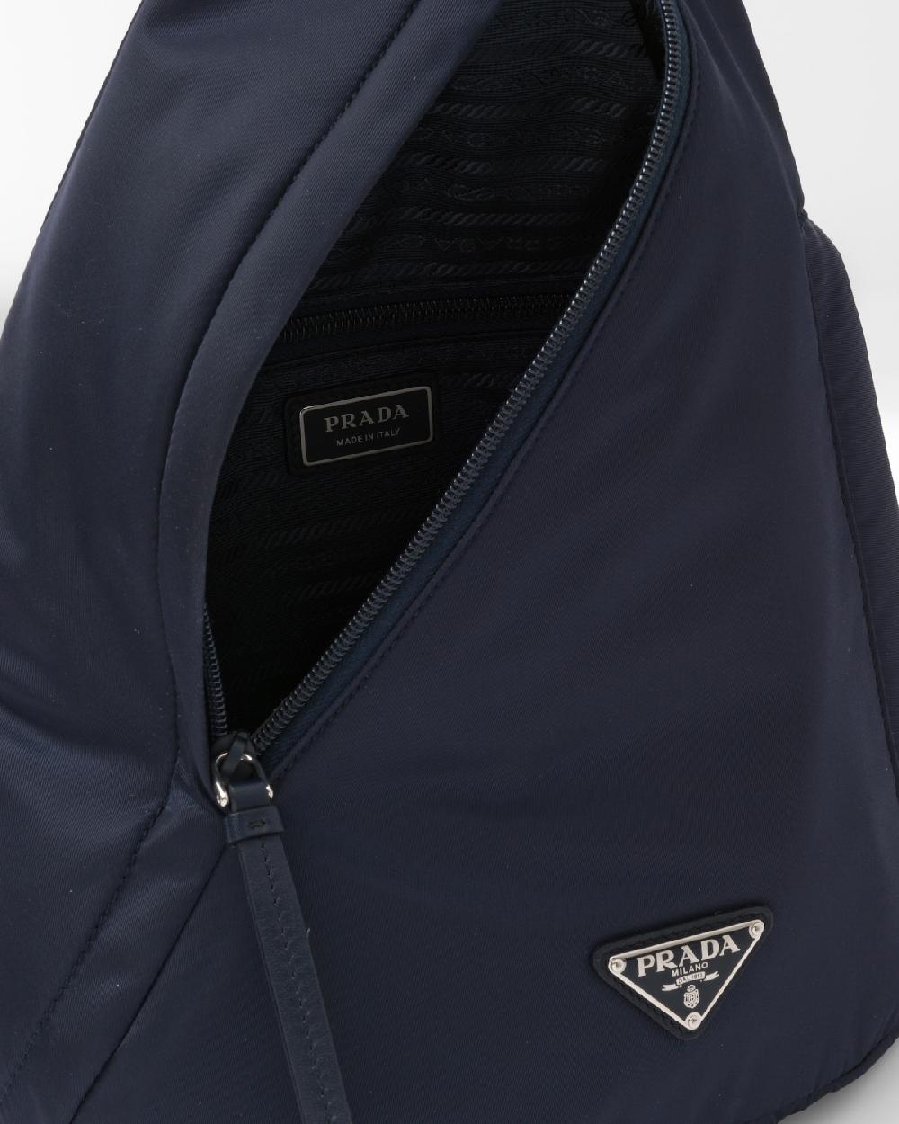 Prada Mochila de piel y Re-Nylon Ofertas de temporada