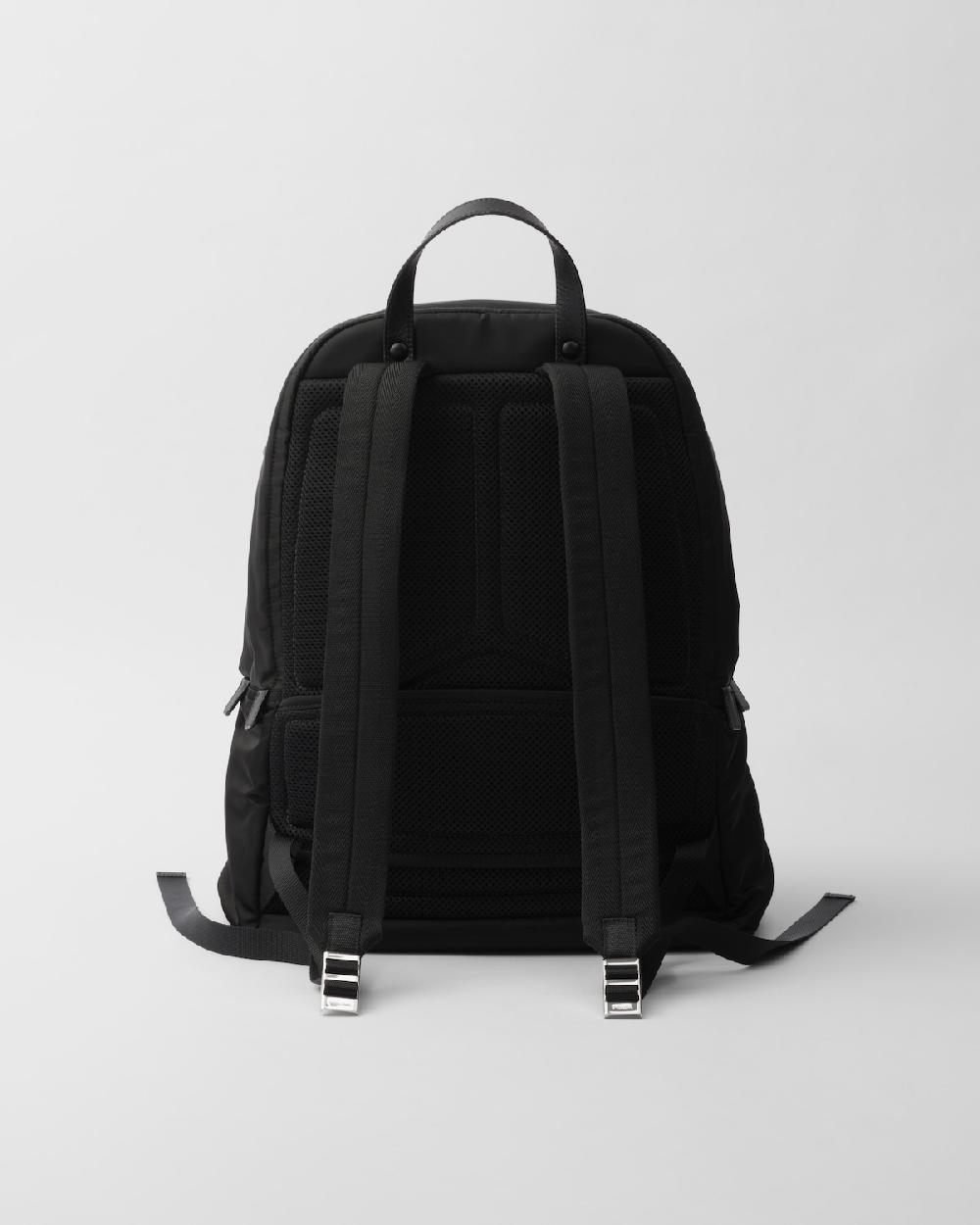 Prada Mochila de Re-Nylon y piel Saffiano 2025