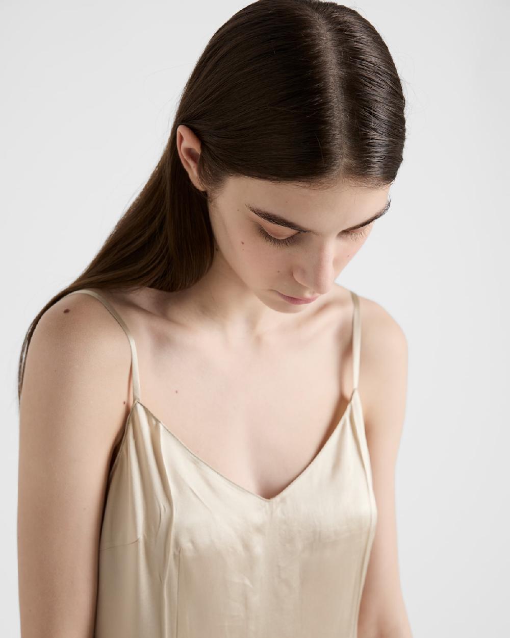 Prada Vestido en crepé de satén Ventas relámpago