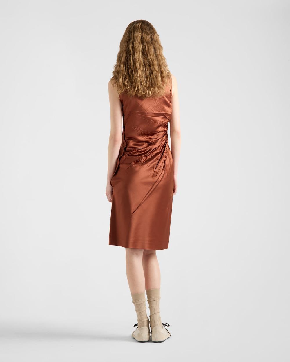 Prada Vestido en duchesse envejecido Oferta especial