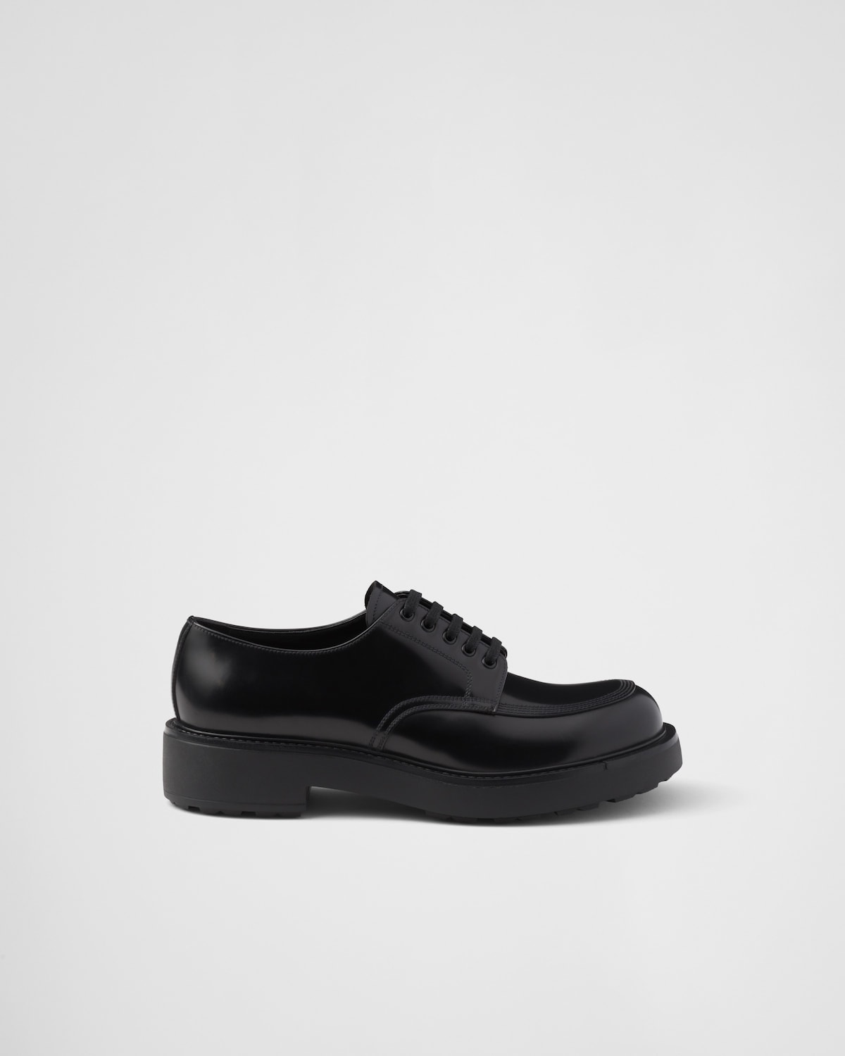 Prada Zapatos Derby en piel cepillada