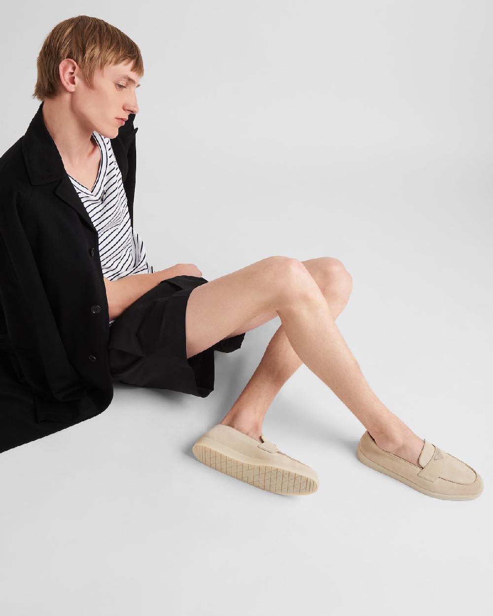 Prada Mocasines de ante Descuentos del mes