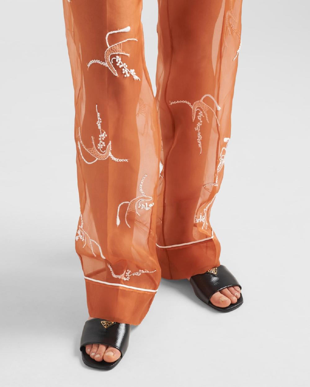 Prada Sandalias planas de charol en piel Saffiano Ofertas especiales