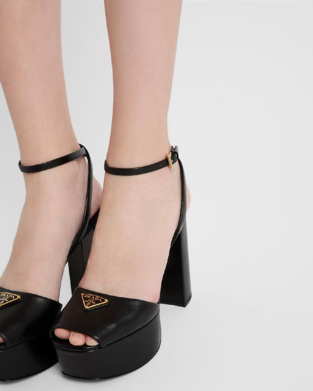 Prada Sandalias de napa con plataforma Devoluciones gratuitas
