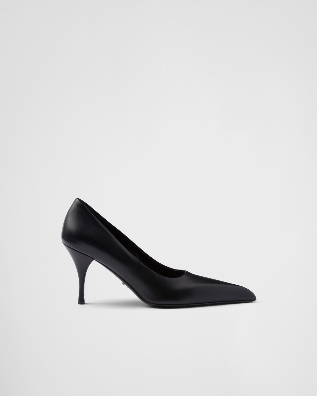 Prada Zapatos de salón de piel