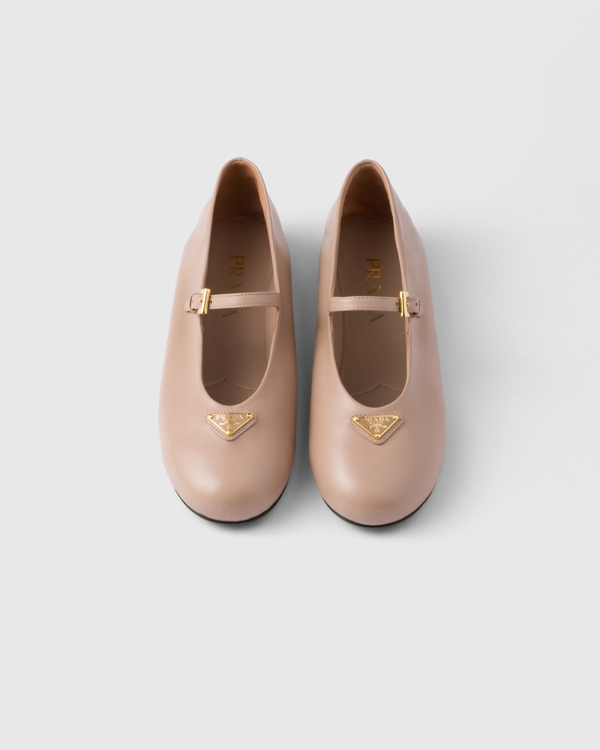 Prada Bailarinas de piel de napa En oferta