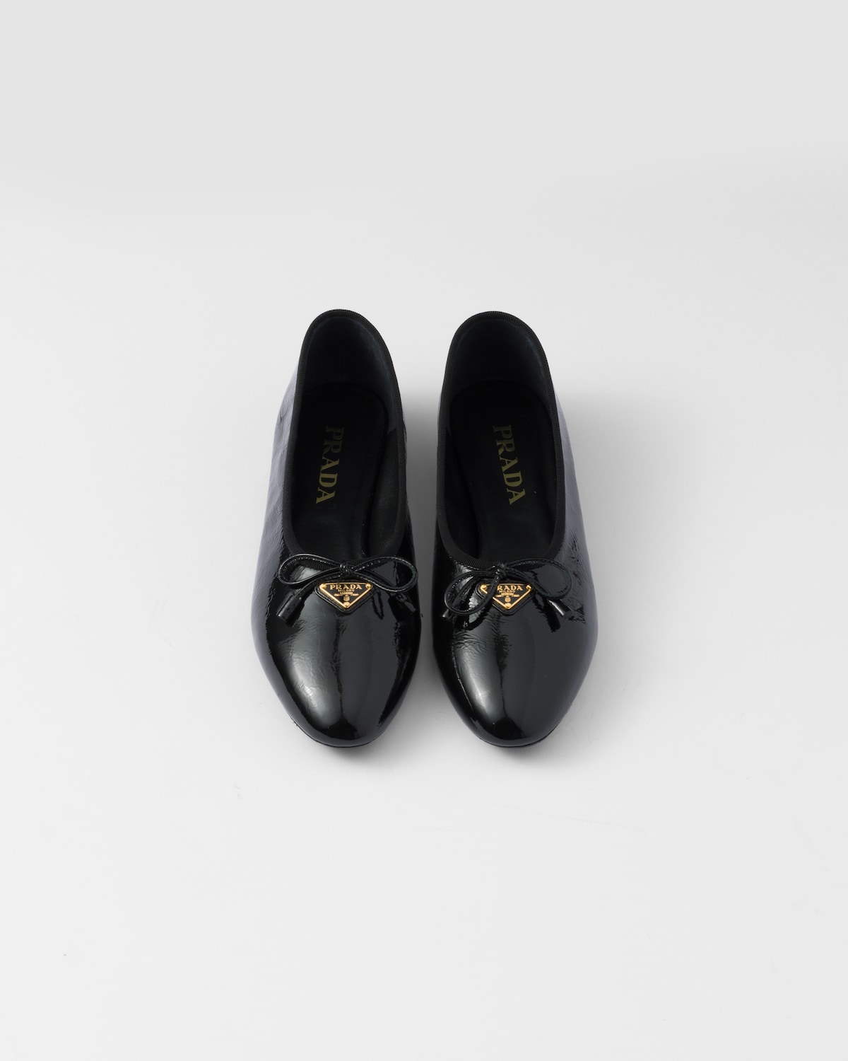 Prada Bailarinas de charol naplak Descuento