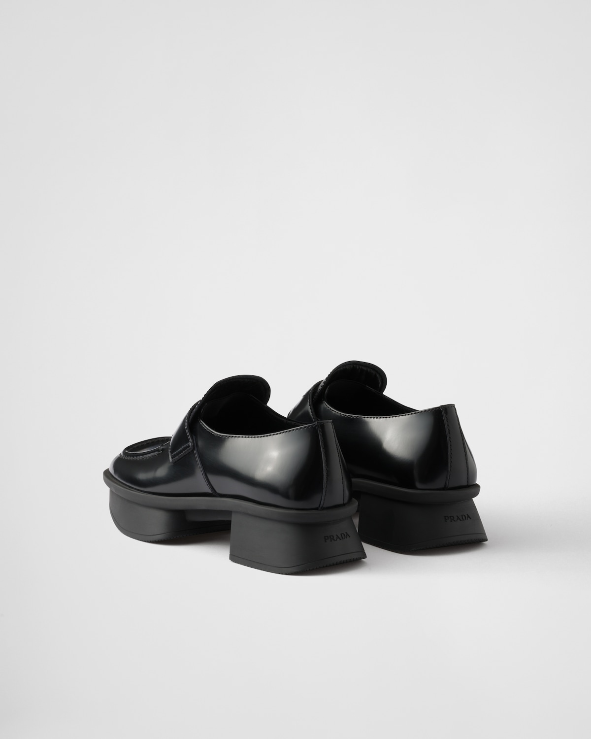 Prada Mocasines Equal de piel cepillada Tienda