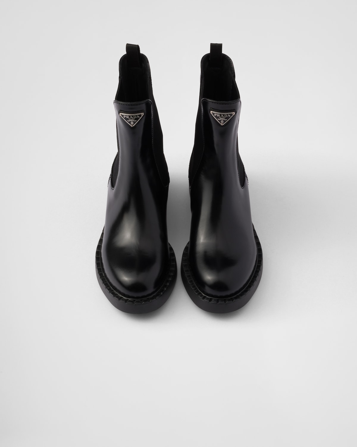 Prada Botas Chelsea de piel de becerro cepillada Liquidación