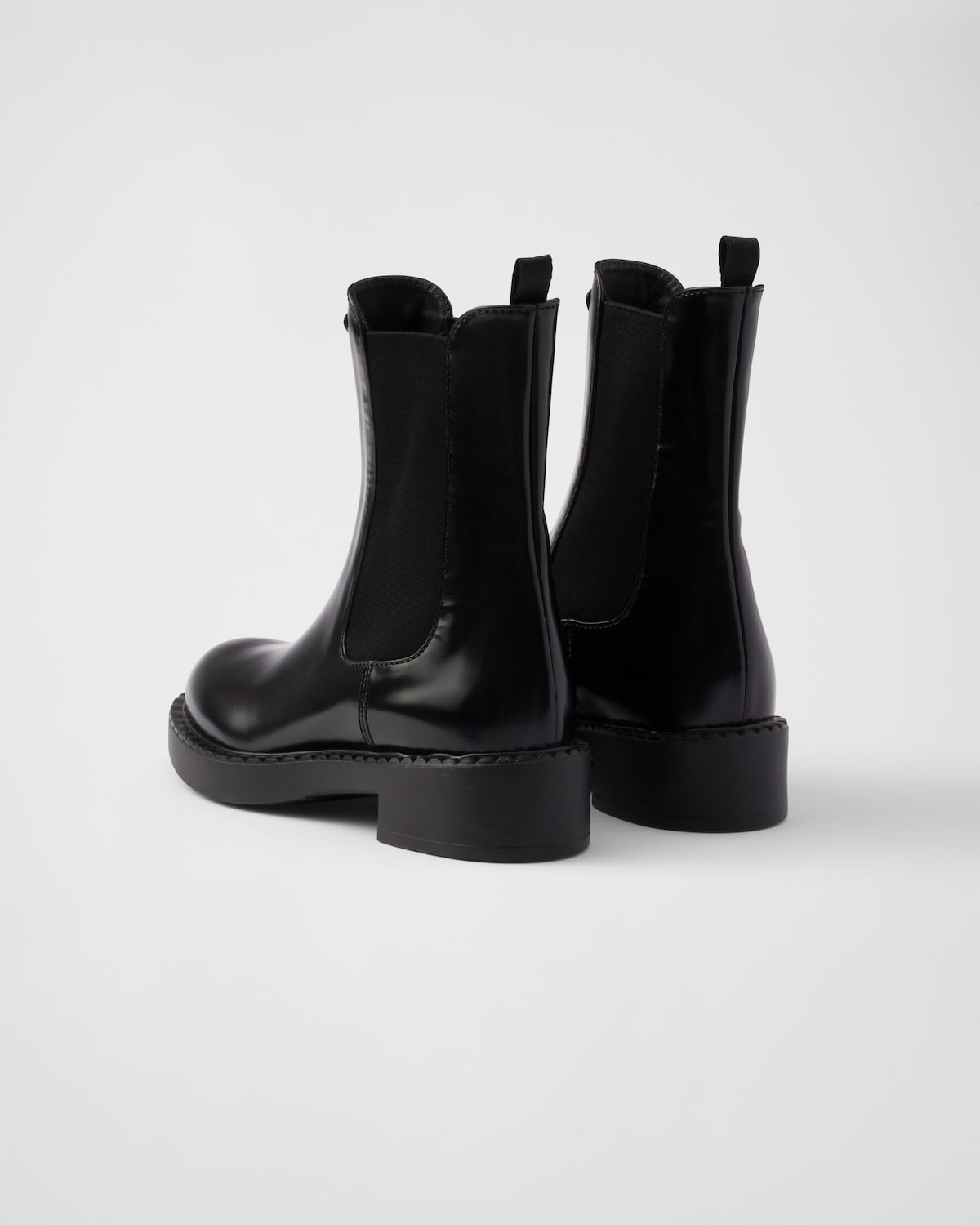 Prada Botas Chelsea de piel de becerro cepillada Liquidación