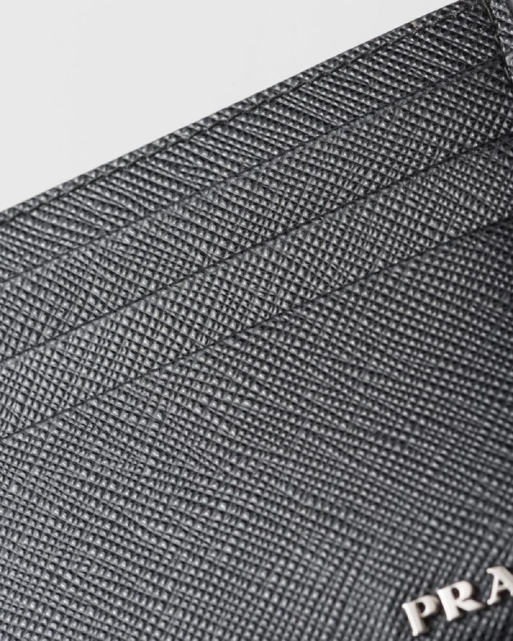 Prada Tarjetero de piel Saffiano COMPRAR AHORA