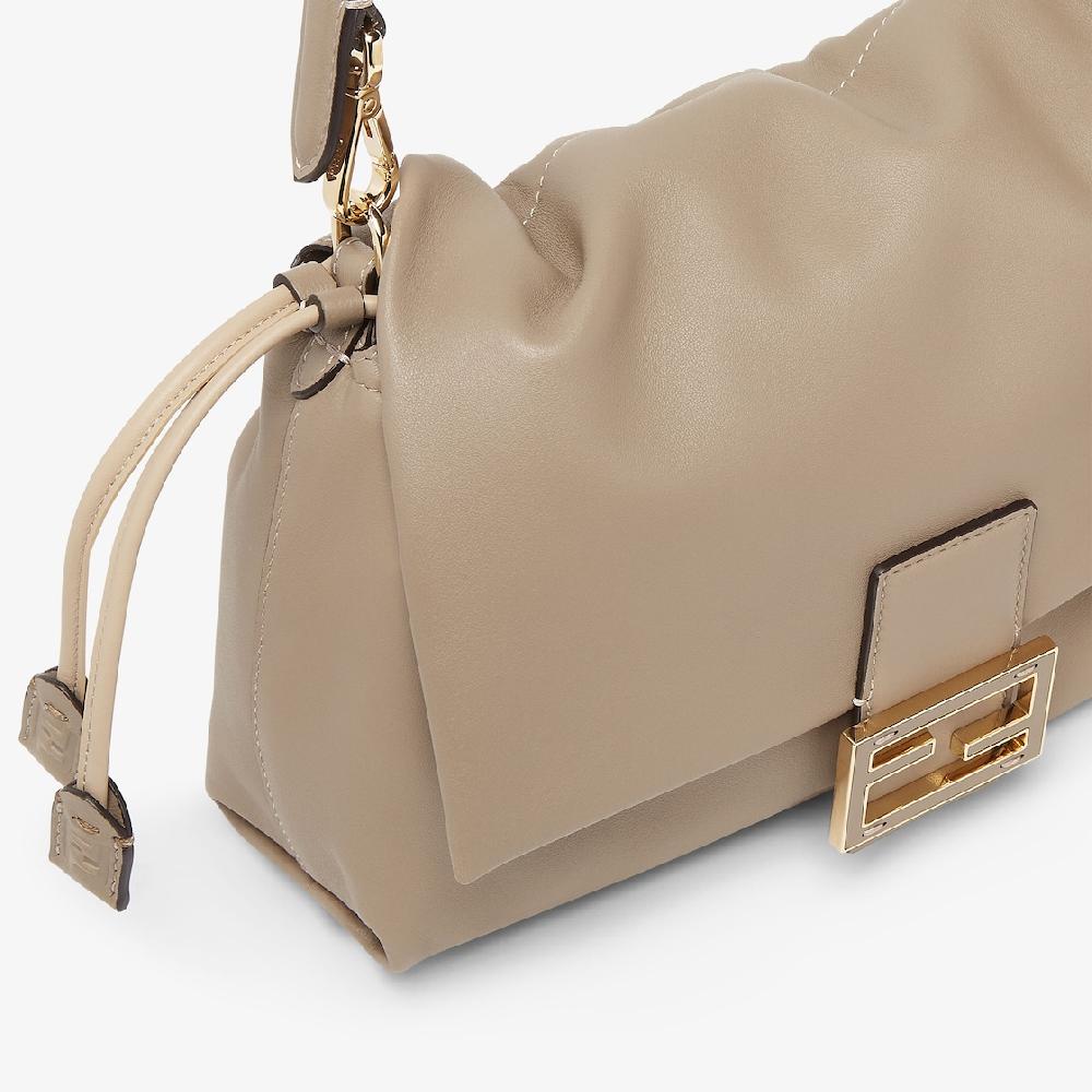 Fendi Mamma Baguette Medium Promoción por tiempo limitado