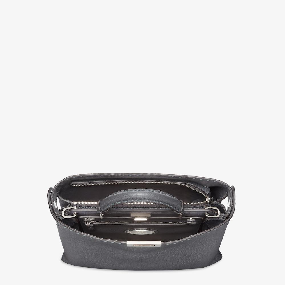 Fendi Peekaboo ISeeU Soft Medium Selleria Outlet