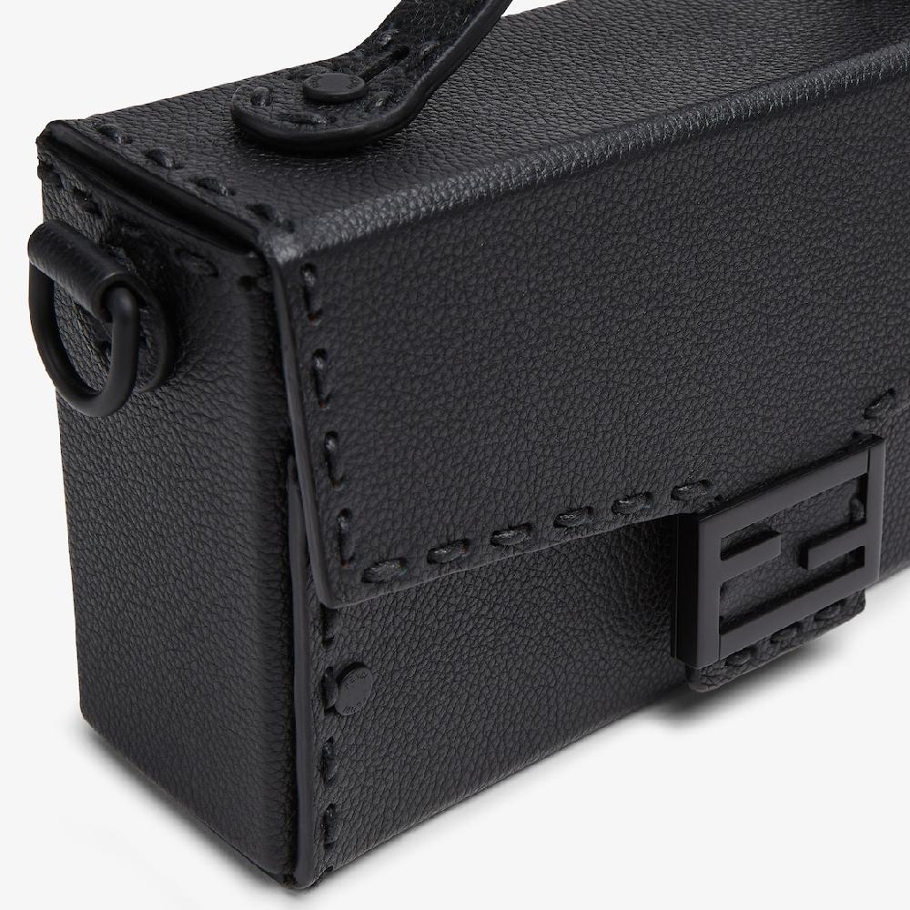 Fendi Baguette Soft Trunk Selleria Últimos 2 días