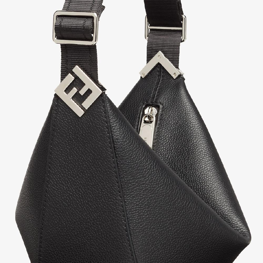 Fendi Fendi Melon pequeño de piel Fendi Roma Envío internacional gratuito