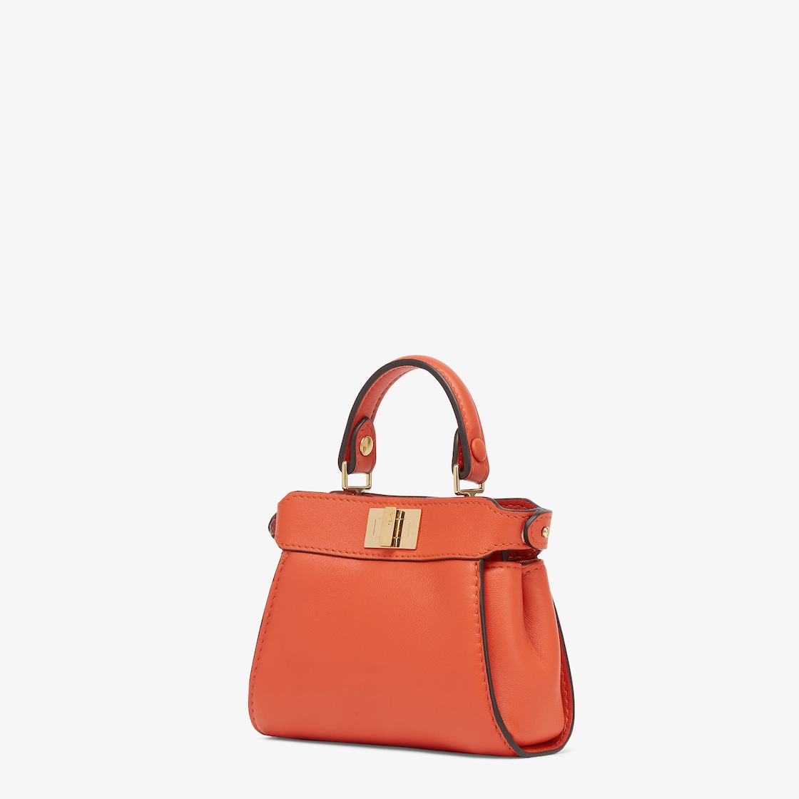 Fendi Nano Peekaboo Ahorra y exporta