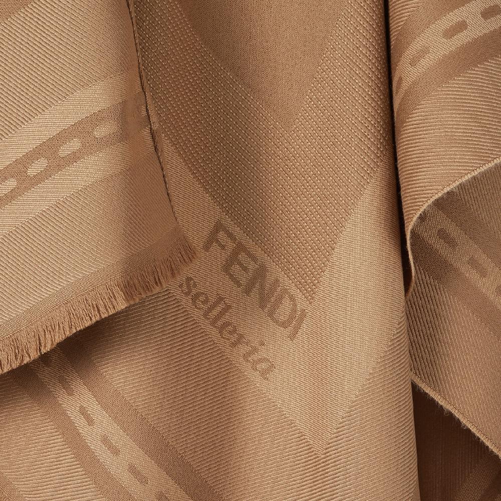 Fendi Poncho Outlet online