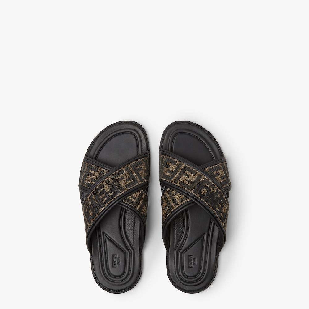 Fendi Sandalia tipo chancla Ventas relámpago