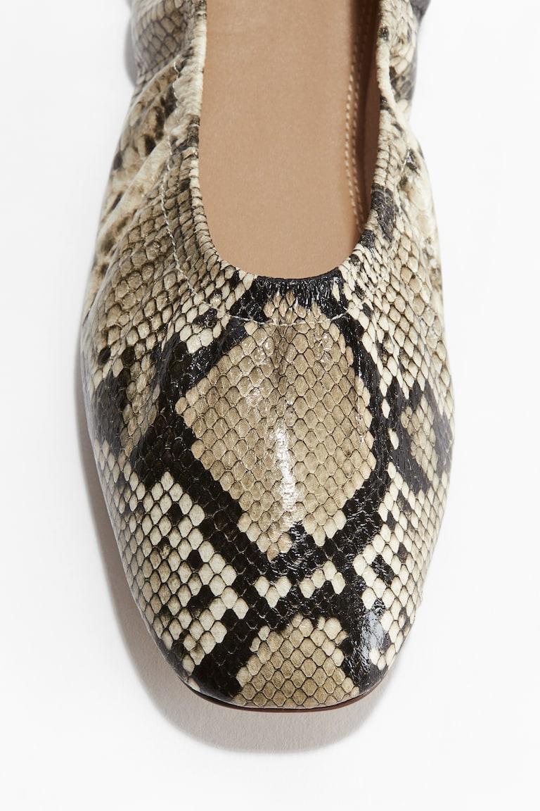H&M Bailarinas - Beige/Diseño piel de serpiente - MUJER Venta caliente