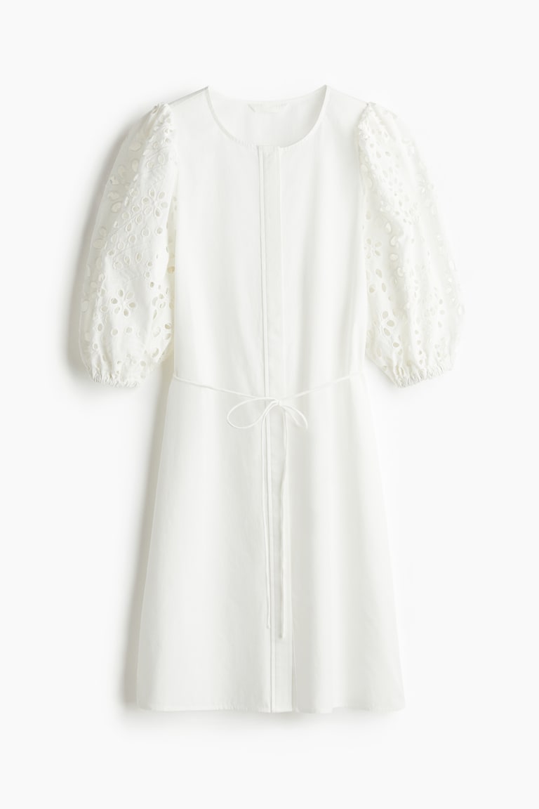 H&M Vestido con mangas en bordado inglés - Blanco - MUJER En oferta