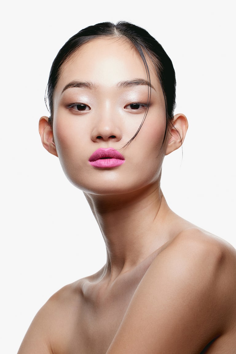 H&M Satin Icon barra de labios - Raisin the Roof - Beauty all Últimos 3 días