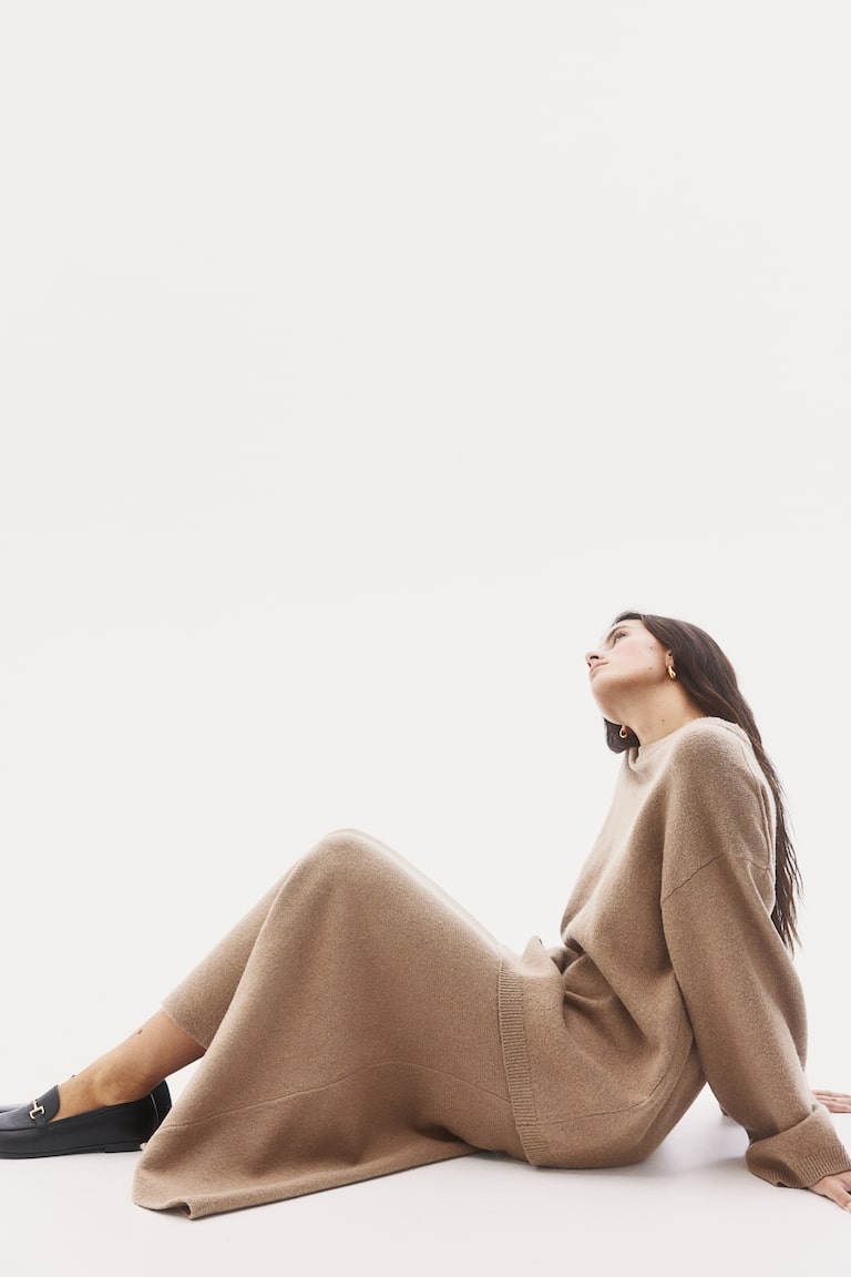 H&M Falda de punto con vuelo - Beige oscuro - MUJER Ahorra y exporta