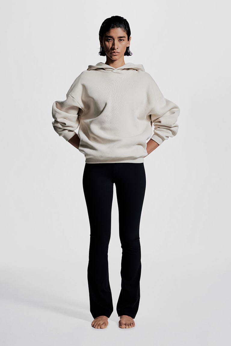 H&M Leggings de yoga acampanados con SoftMove™ Lycra® - Negro - MUJER Última moda