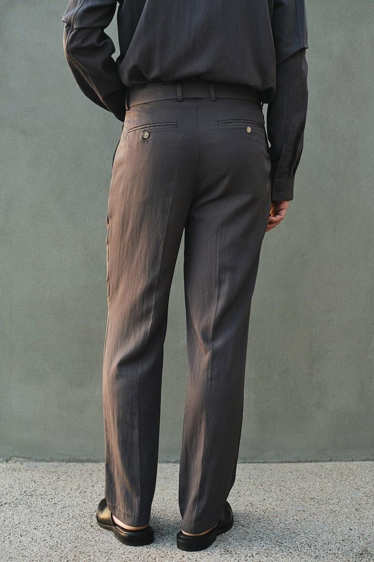 H&M Pantalón de sarga con cinturón Regular Fit - Beige oscuro - HOMBRE Solo queda un día