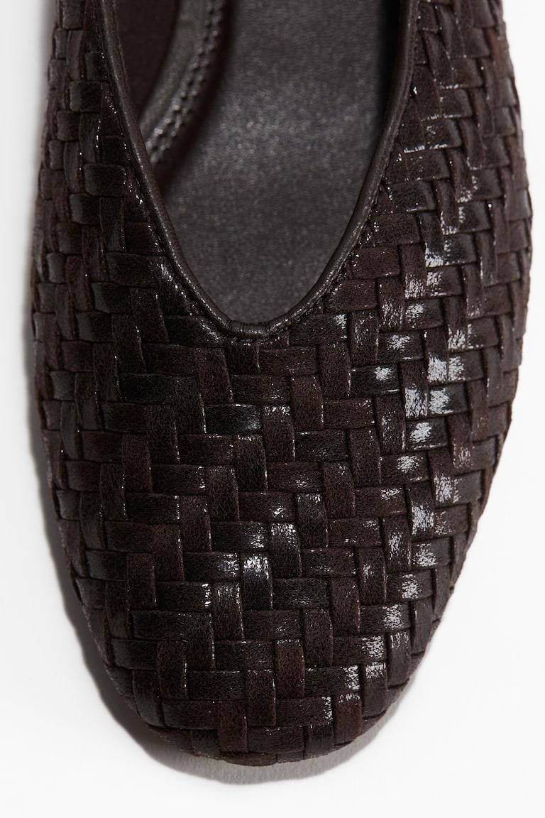H&M Bailarinas trenzadas - Marrón oscuro - MUJER Rebajas de fábrica