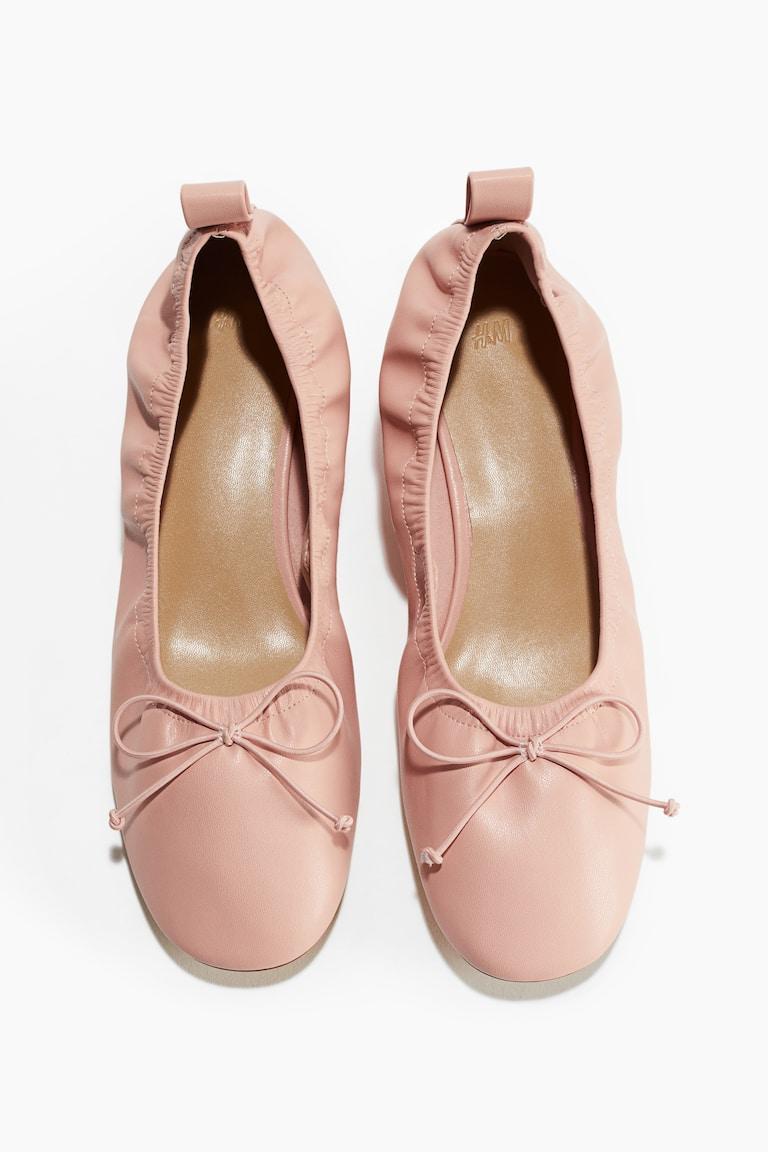 H&M Salones con lazo - Rosa empolvado - MUJER Precios de Black Friday