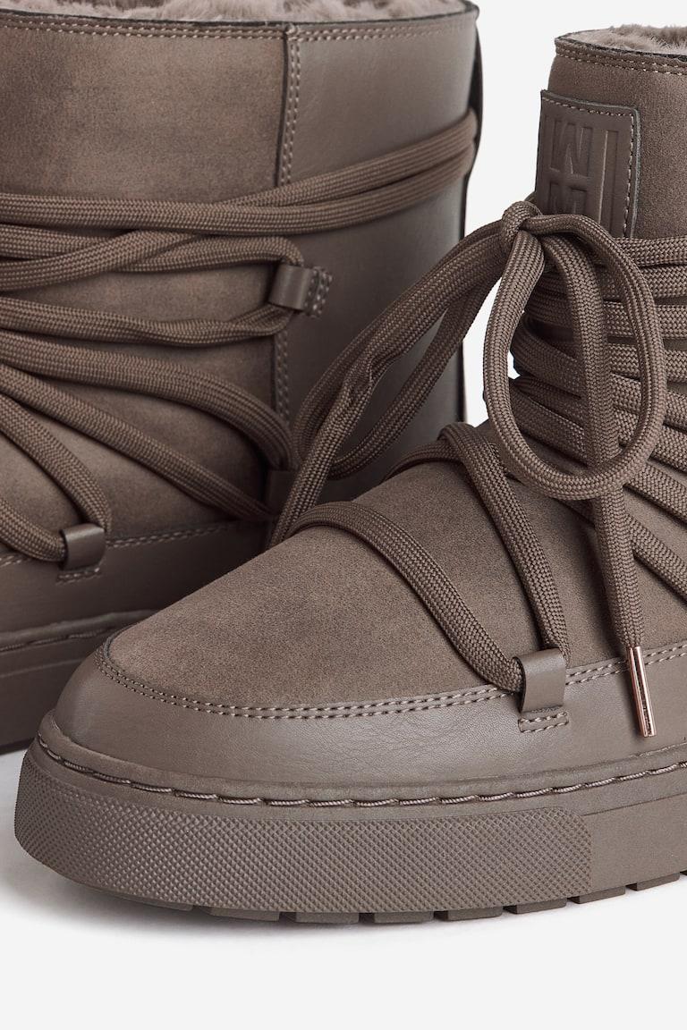 H&M Botas acolchadas con cordones - Negro - MUJER Libre de impuestos