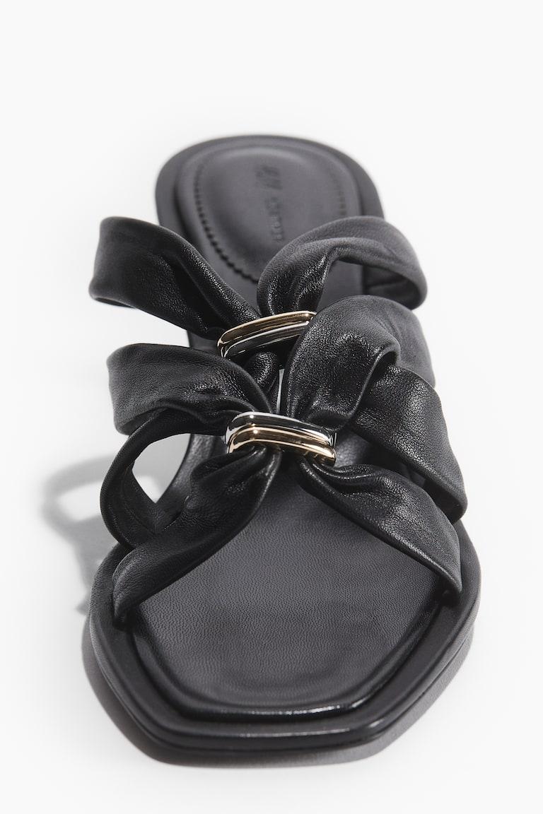 H&M Sandalias de piel con tacón - Negro - MUJER Devoluciones gratuitas